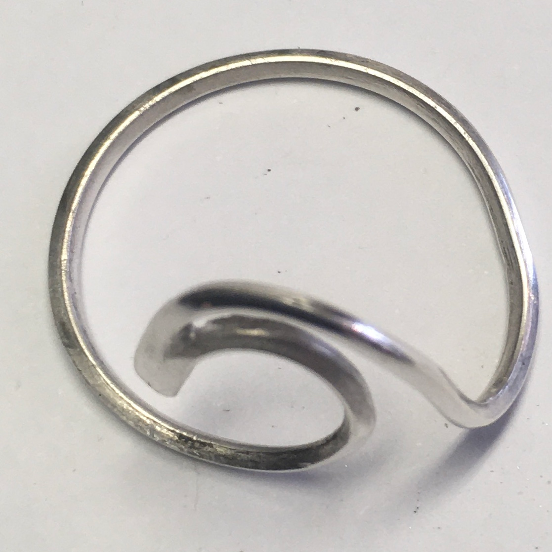 Large Wave Ring
